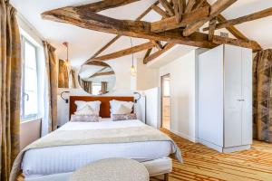 Hotels Hotel Le Saint Gelais : photos des chambres