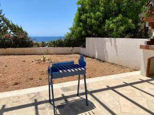 Cozy 2 bdr house with panoramic sea views