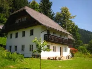 Ferienhaus Mesnerhaus Steuerberg - Pölling