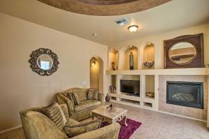 Beautiful Phoenix Casita 10 Mi to Downtown! - image 1