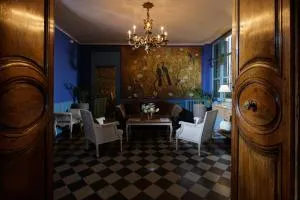 Hôtel De L'Amphithéâtre - Nîmes