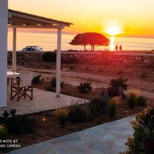 Sunset Studios & Rooms Antiparos Greece