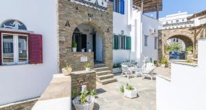 Seirines Apartments Tinos Greece