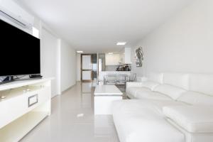 Listen the ROCKS - 232