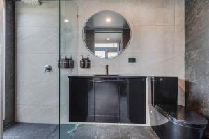 Nova Hobart CBD Sanctuary