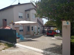 Mel&Stef, Charming house, apartment with private swimming pool ideal for family vacation