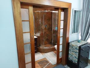 Le Chateau Guest House and Conference Centre