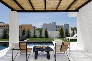 Modern villa Casa Filo Verde with private pool & Bbq,200m from the beach