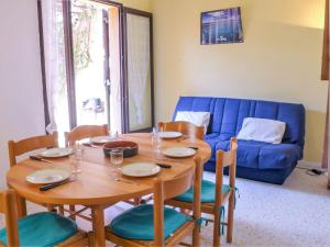 Maisons de vacances Holiday Home Les Romarines-6 by Interhome : photos des chambres