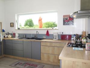Maisons de vacances Holiday Home Le Cedre Bleu by Interhome : photos des chambres