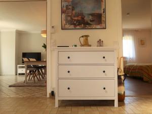 Maisons de vacances Holiday Home Reve de Mer - LOQ215 by Interhome : photos des chambres