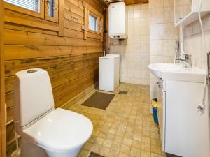 Holiday Home Metsämökki by Interhome