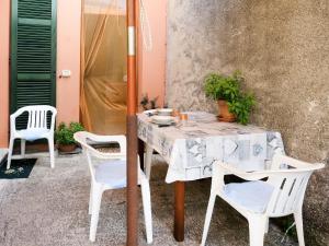 Apartment Daniele by Interhome