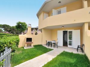 Apartment Villaggio Tivoli-2 by Interhome