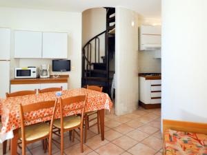 Apartment Villaggio Tivoli-2 by Interhome