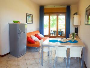 Apartment Villaggio Nautilus-2 by Interhome