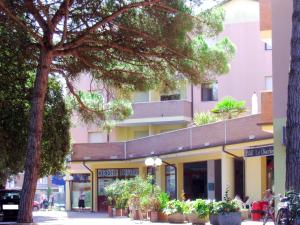 Apartment Acquamarina-1 by Interhome