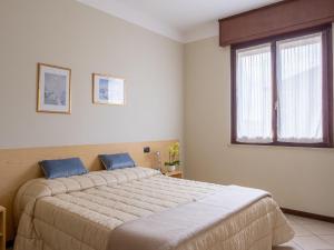 Apartment Bonatti by Interhome