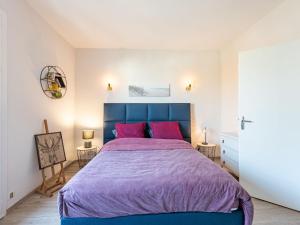 Maisons de vacances Holiday Home La Maison des Arts by Interhome : photos des chambres