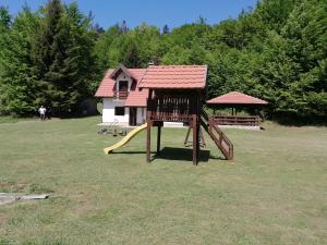 Apartmani Sokolski odmor