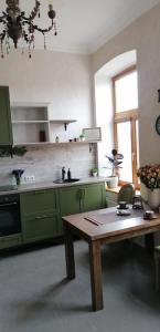 Vintage Rooms