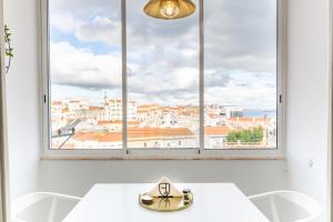 Amazing Lisboa! Views & Style in Historical Graça