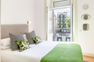 Amazing Lisboa! Views & Style in Historical Graça