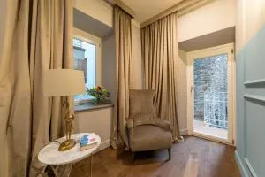 Palazzo 42 - Boutique Hotel & Suites - Momigno