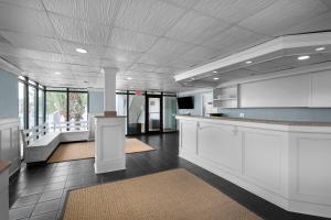 Seaside Inn - Isle of Palms