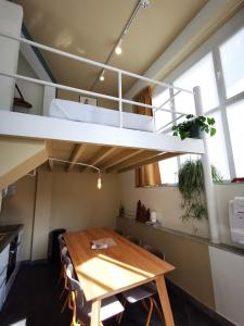 SHWAY - The Red With Pearls