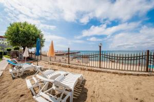 Messambria Fort Beach Premium Apartments with Sea or Mountain View
