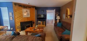 Three-Bedroom Condo room in ChileDrop 2