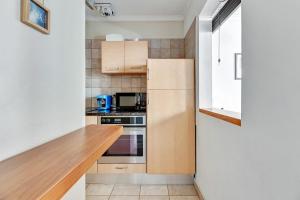 Lion Apartments - Santorini Studio