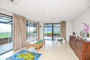 Family Vibes By Middleton Beach- Free Wifi