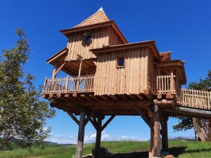 Maisons d'hotes Roulottes au pied du Vercors : Chalet Supérieur