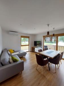 Apartma Eviva 