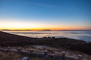 Front Row Seat to the Aegean by Neuvel Kea Greece