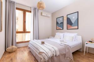 Royal Bay Beachfront Apartments with Self Check In
