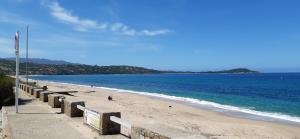Appartements studio 5min plage agosta : photos des chambres