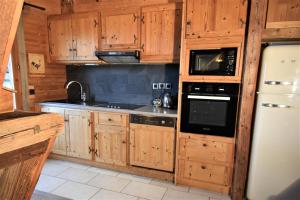 Maisons de vacances VAUJANYLOCATIONS - Le Grenier de Germaine : Chalet Supérieur