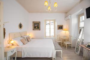 Junior Suite with Sea View - Erato