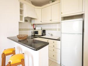 Praia da Oura Apartment - 100 m from the Beach - By Bedzy