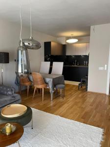 Les Faberges in Carpe Vita