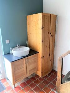 LE CHANT DES OISEAUX, 3Km du Zoo de Beauval, Parking gratuit ,WIFI et NETFLIX gratuits