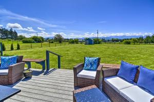 Holiday Home room in Scenic Family Farmhouse Outside Port Angeles!
