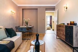 Parkland Apartment - LoftAffair