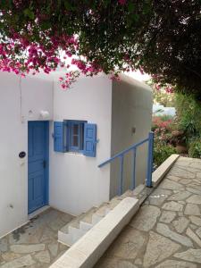 Idyllic Vacation House Myconos Greece