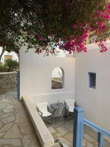 Idyllic Vacation House Myconos Greece