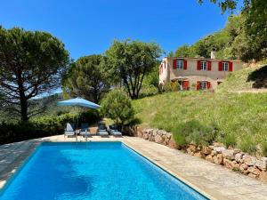 Villas Holiday Home Villa St Arnoux : photos des chambres