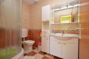 Apartment in Karbuni with sea view, terrace, air conditioning, W-LAN 3609-3